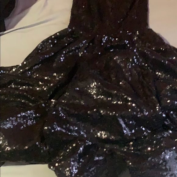 Two Prom dresses - Picture 3 of 5